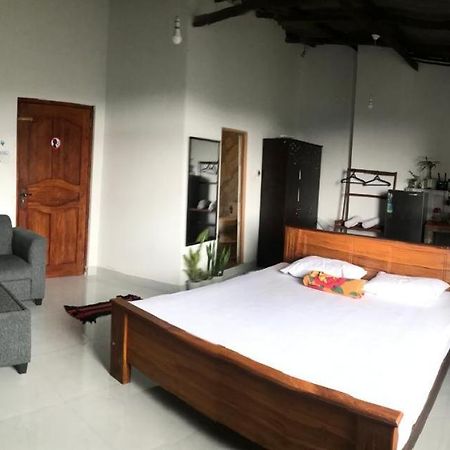 קנדי S V Homestay מראה חיצוני תמונה