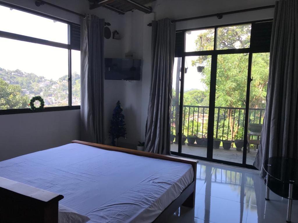 קנדי S V Homestay מראה חיצוני תמונה